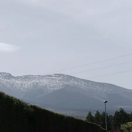 בית כפרי Cigueenas De Navillas