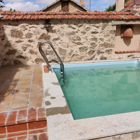 Holiday home Cigueenas De Navillas