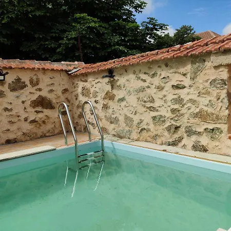 Hébergement de vacances Cigueenas De Navillas *