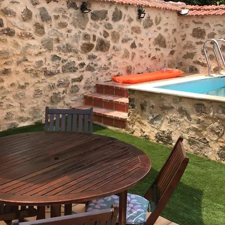 Cigueenas De Navillas * Navas de Riofrio