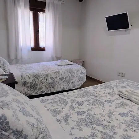 Cigueenas De Navillas