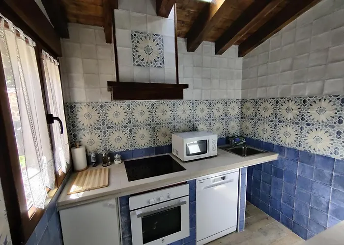 Cigueenas De Navillas * Navas de Riofrio