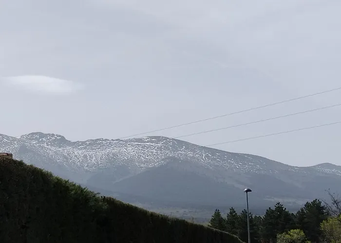 펜션 Cigueenas De Navillas