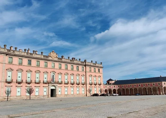 Cigueenas De Navillas * Navas de Riofrio