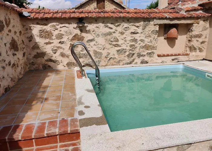 펜션 Cigueenas De Navillas