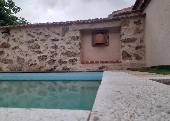 Cigueenas De Navillas