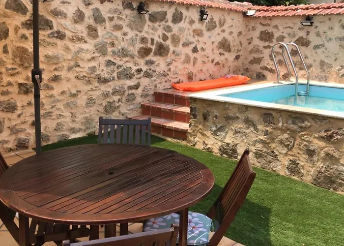 Cigueenas De Navillas * Navas de Riofrio